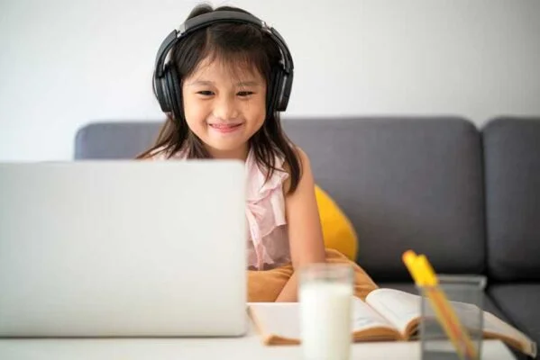e-learning-and-video-conferencing-e1599164216887b e-learning-and-video-conferencing-e1599164216887b